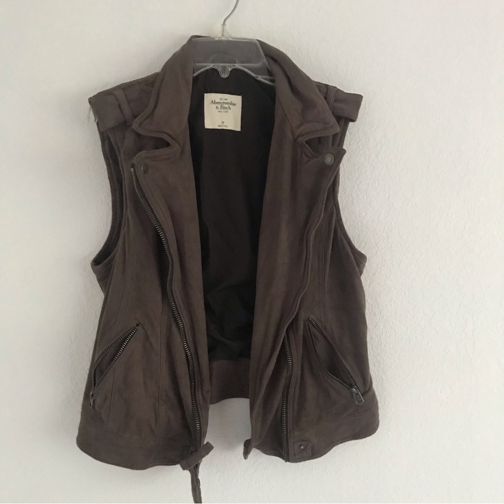 Abercrombie brown vest